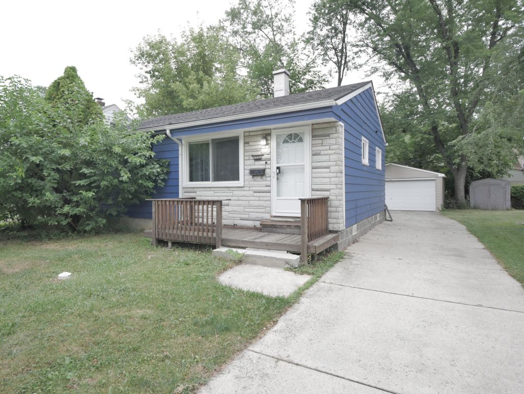 28444 Everett Street, Southfield city