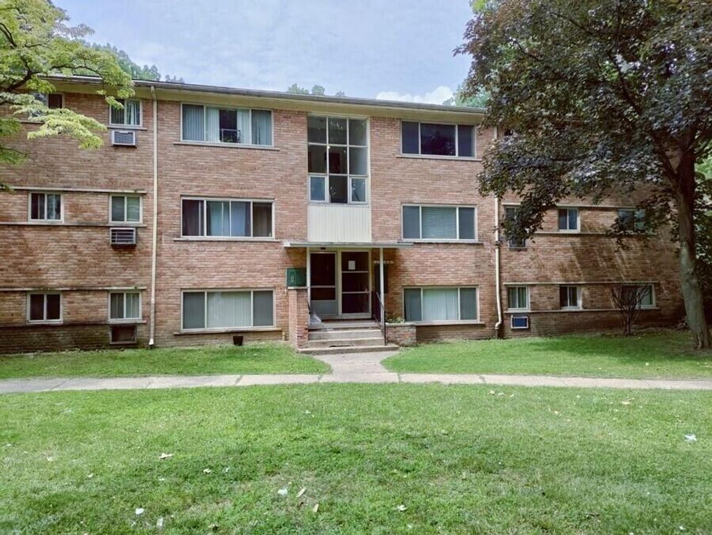 17284 Bentler Street, Detroit