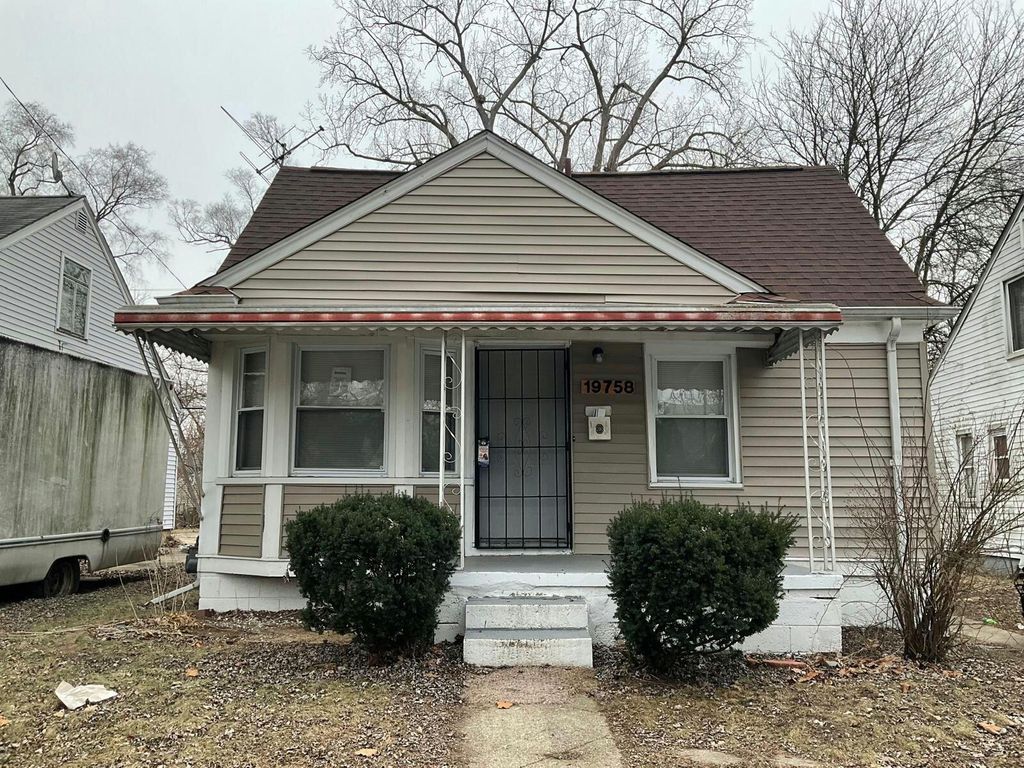 19758 Greenview Avenue, Detroit city