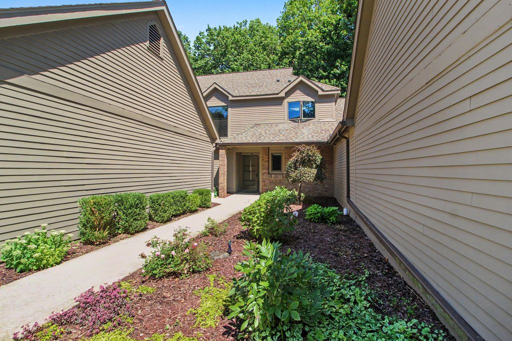4608 Cottonwood Drive, Ann Arbor