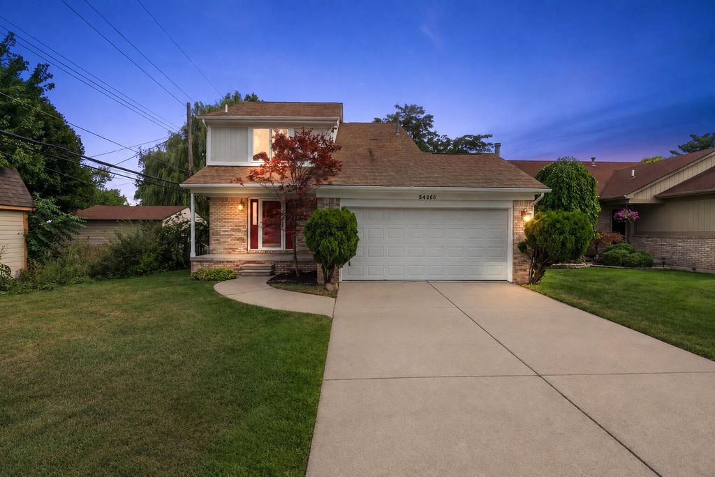 34266 Rhode Island Street, Clinton charter township