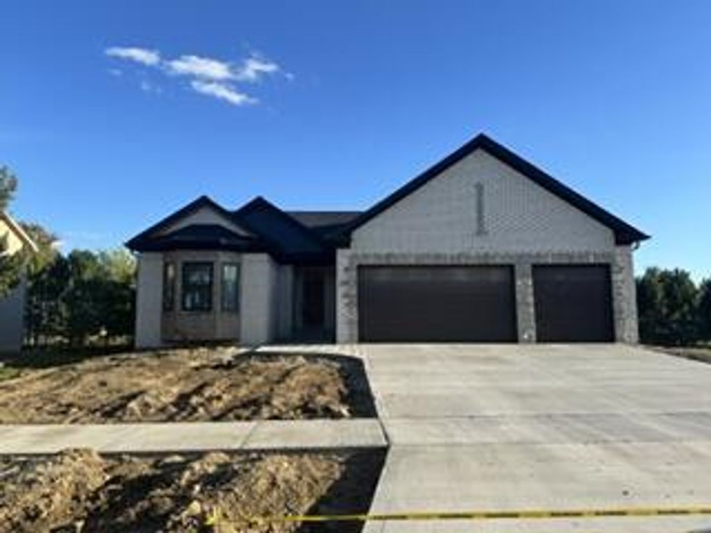 473 Corinth Circle, Dundee