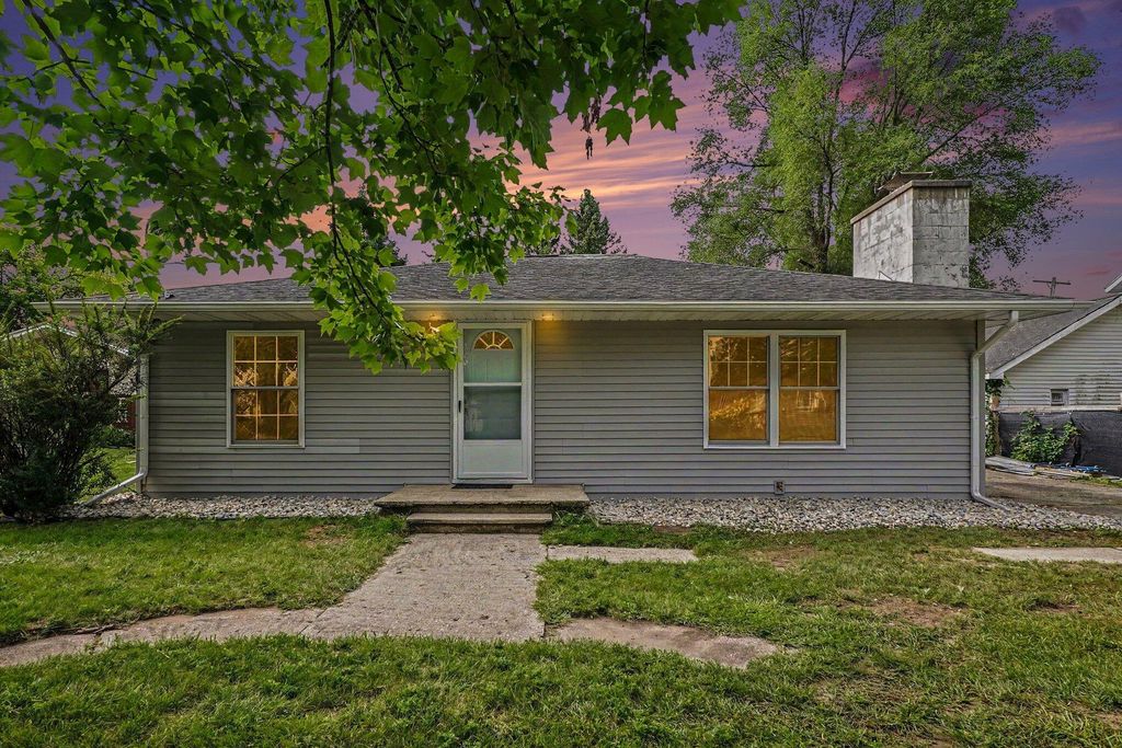133 W 2nd Street, Gladwin township