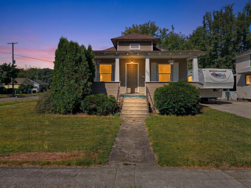 1803 N Clinton Street, Saginaw city