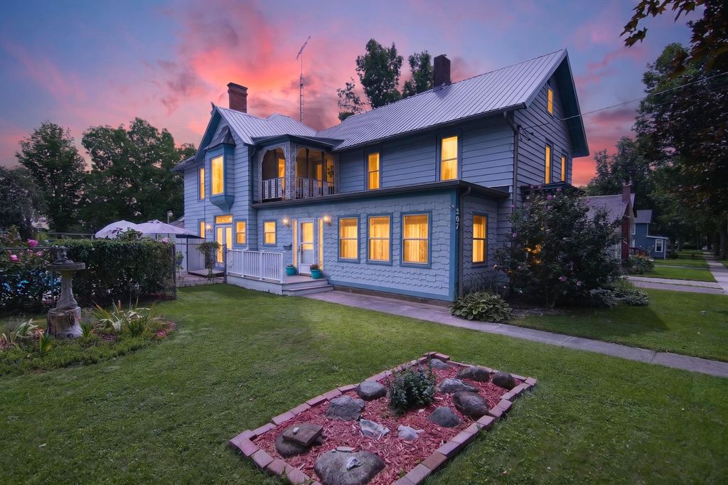 507 Grove Street, Hudson city