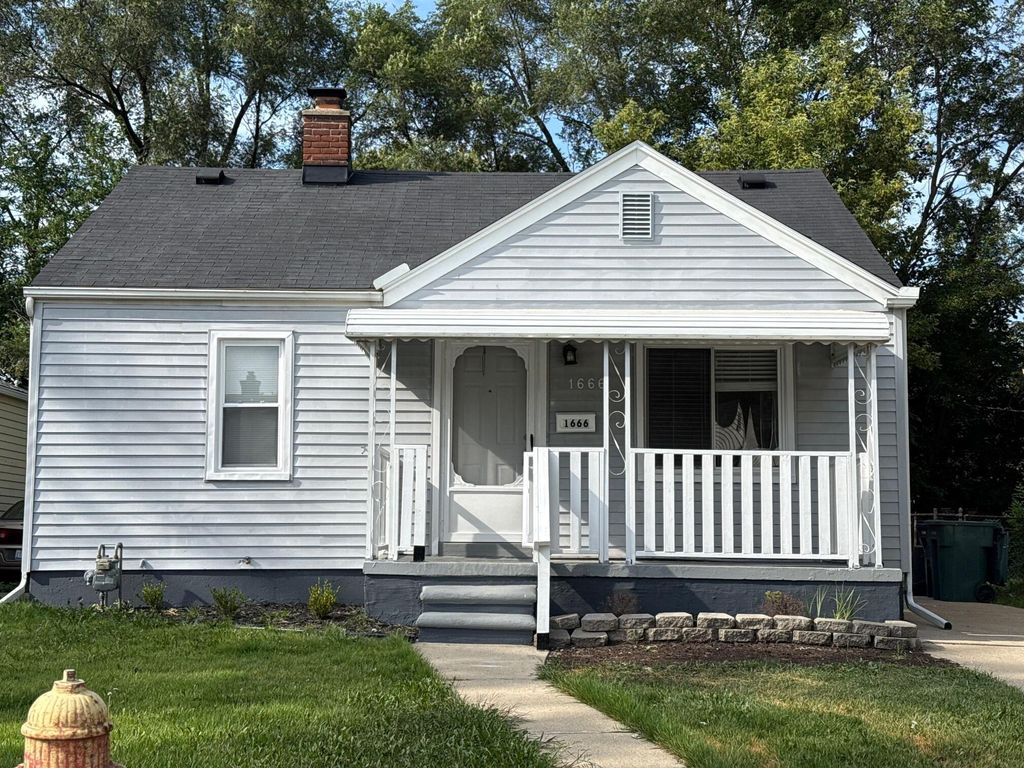 1666 Liberty Avenue, Lincoln Park city