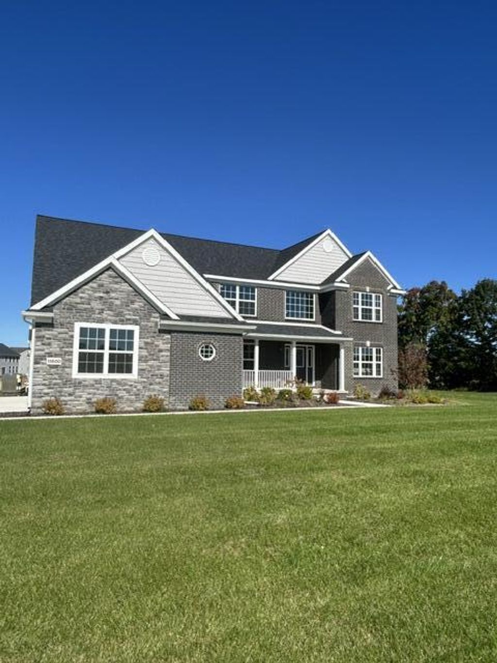 11730 Hillside Drive, Dexter