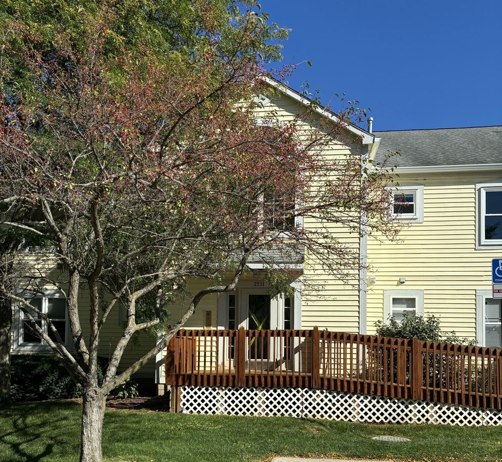 2231 S Huron Parkway Unit: 2, Ann Arbor