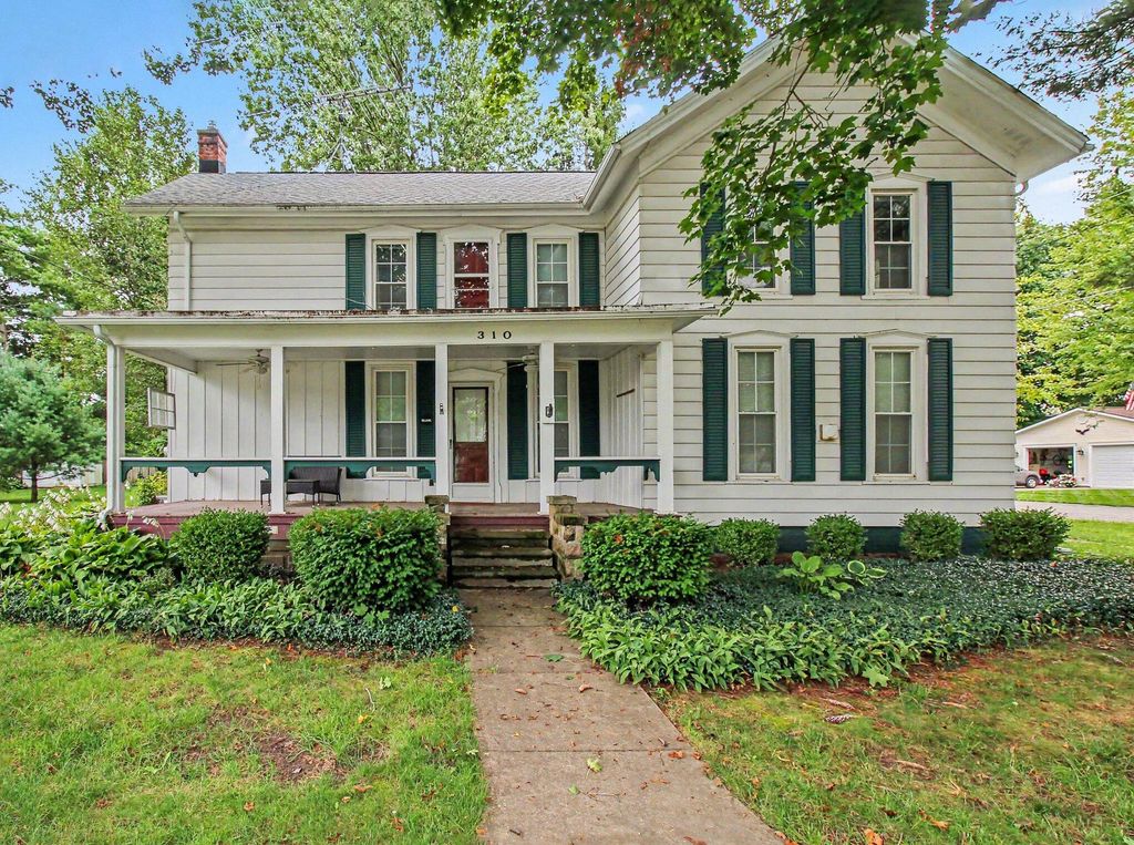 310 E Unadilla Street, Pinckney