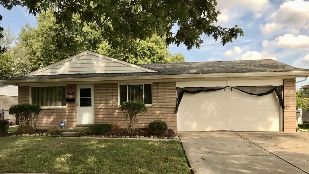 3935 Lovett Avenue, Inkster city
