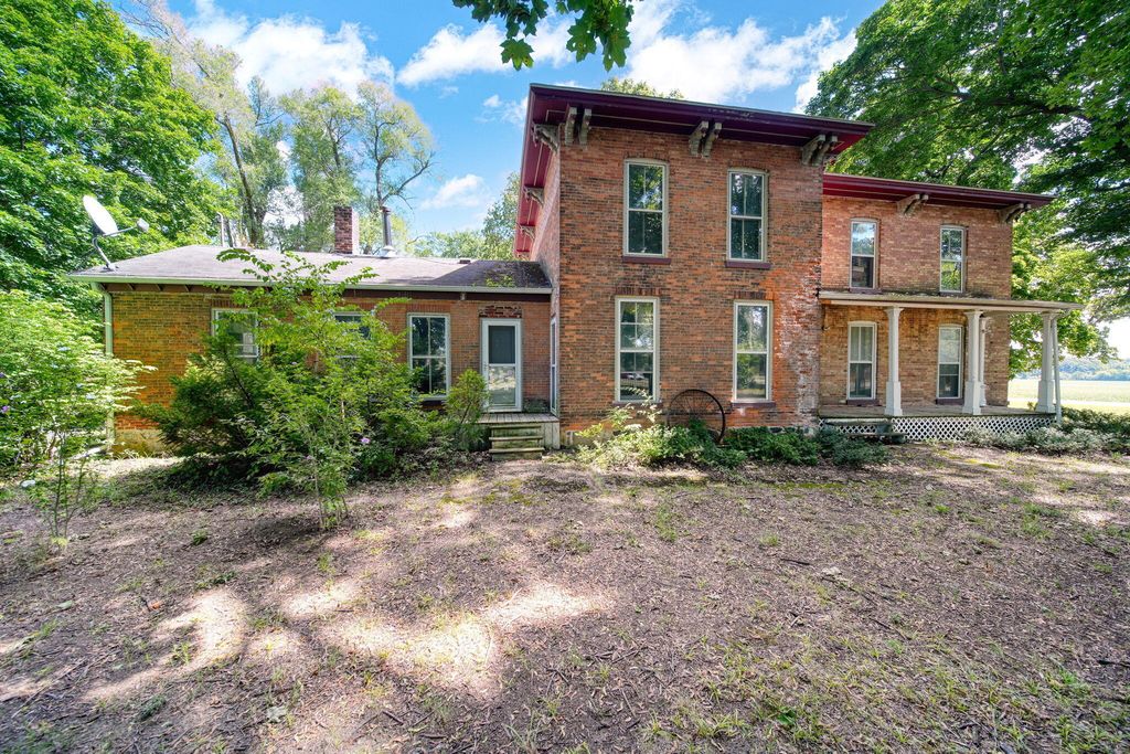 3125 N Rogers Highway, Raisin township