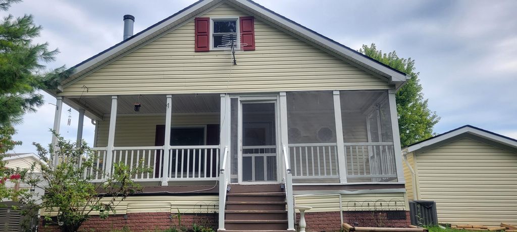 11054 Wood Run Circle, Green Oak township