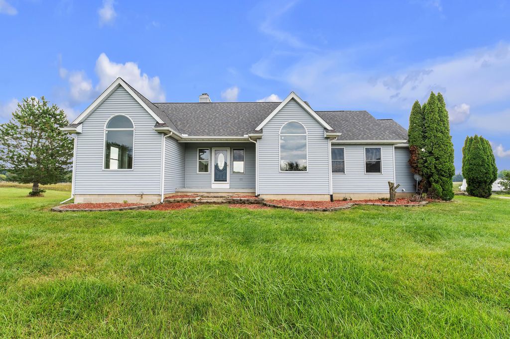 2855 Hayes Road, Sylvan township