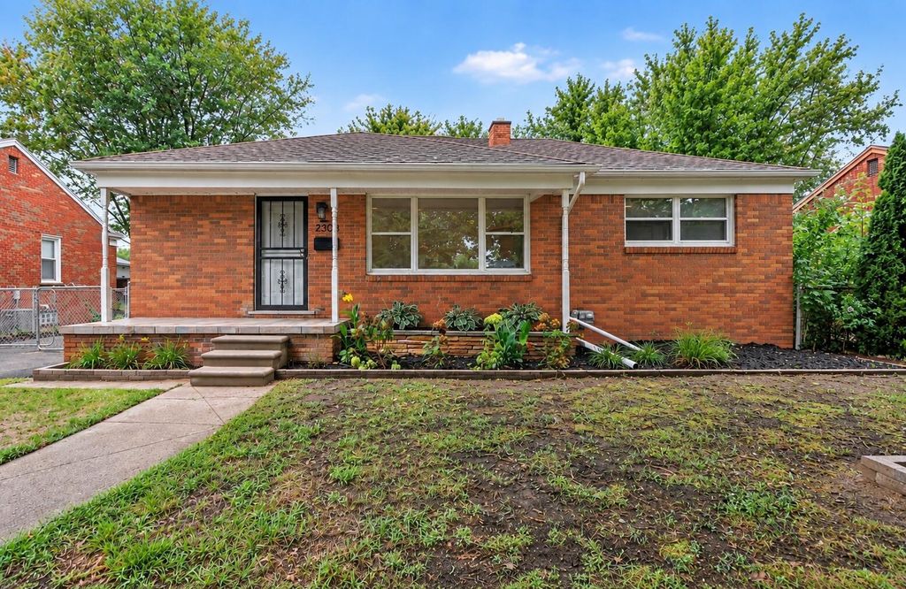 23051 Majestic Street, Oak Park city