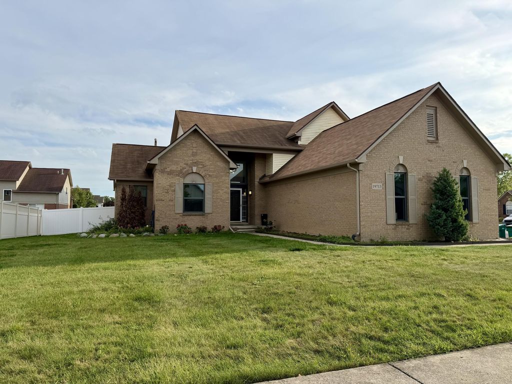 19713 Sexton Street, Brownstown
