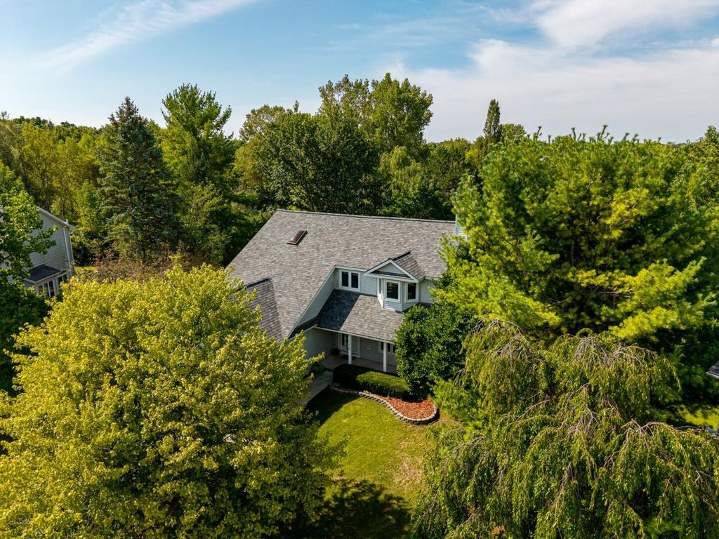 1220 Cody Circle, Saline