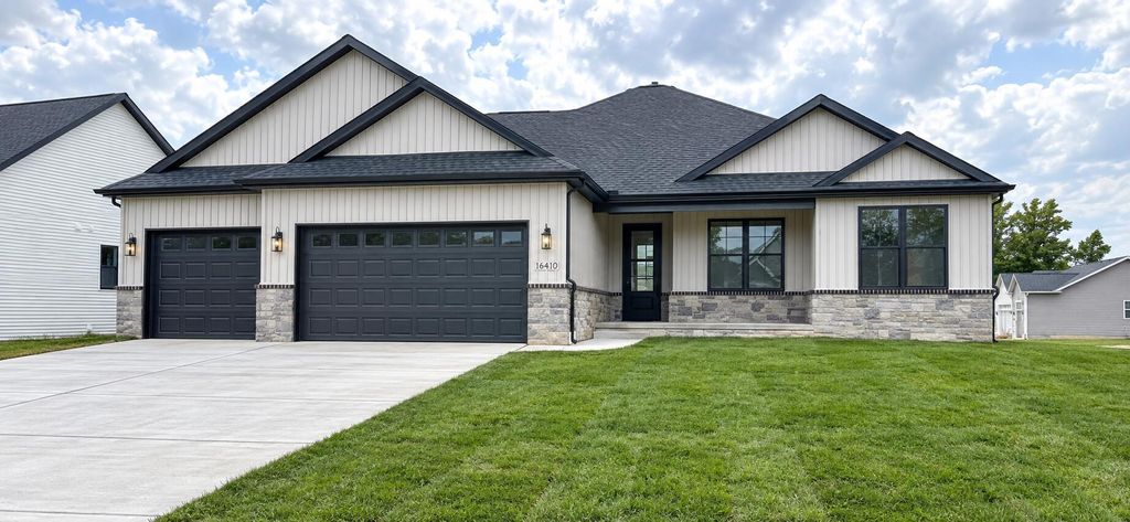 16410 Sleepy Hollow Drive, Fenton charter township