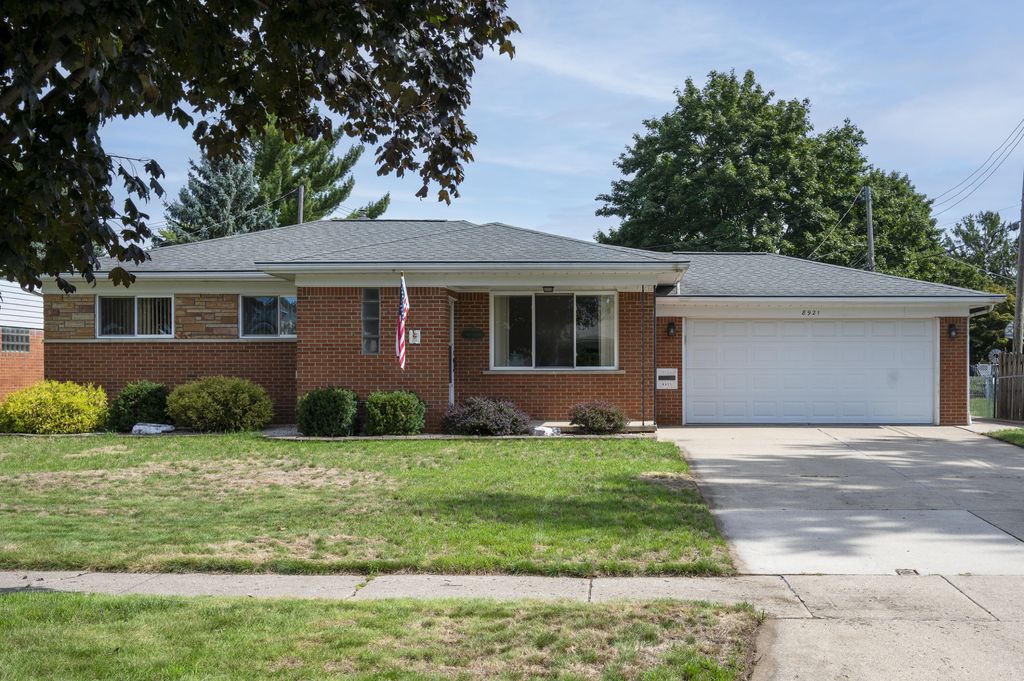 8921 Ardel Drive, Sterling Heights