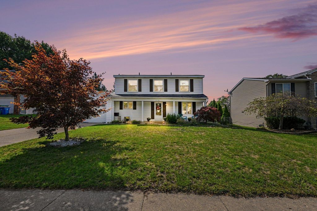 1176 Meadowood Drive, Waterford