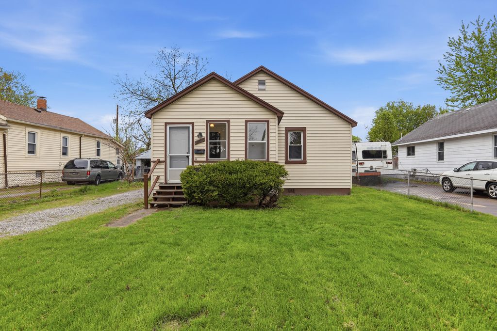 35230 Sheffield Street, Westland