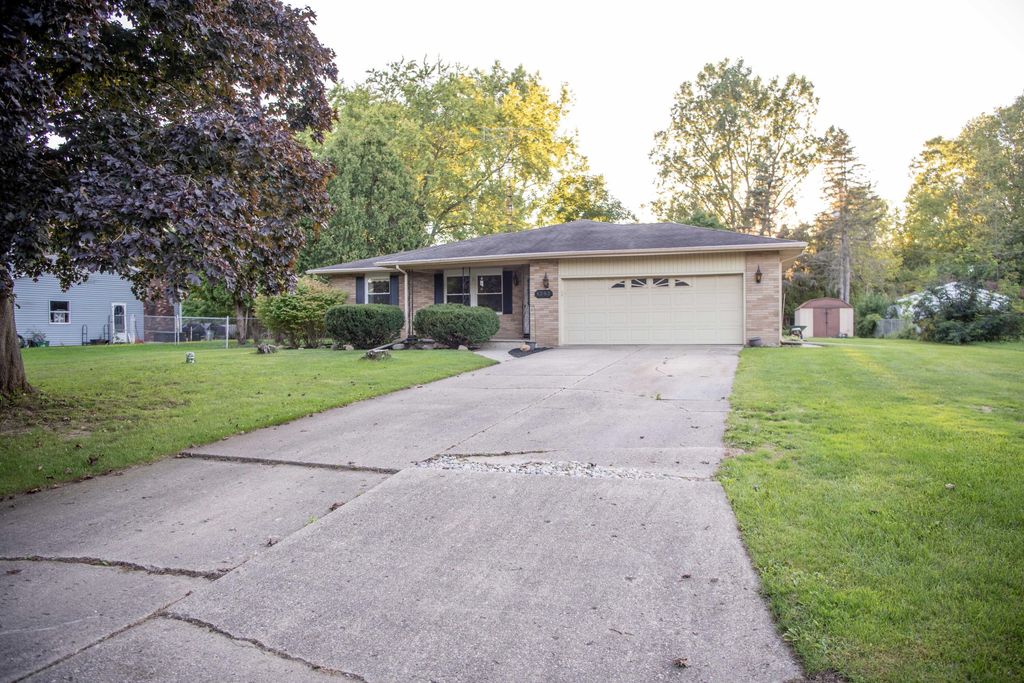 1282 Yorktown Drive, Flint