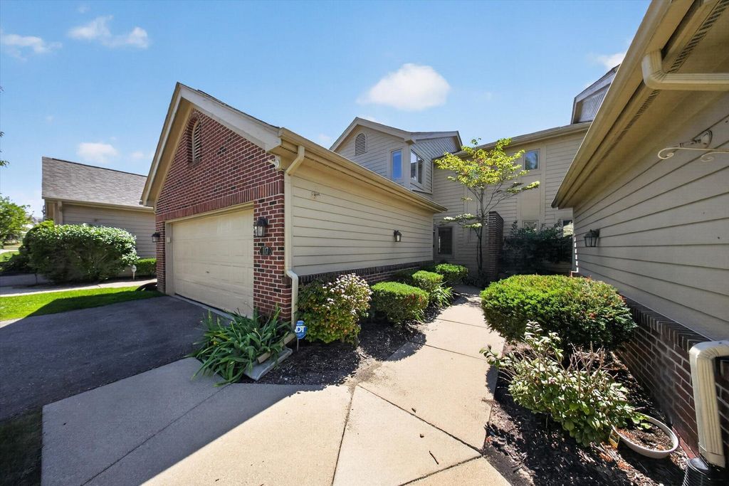 117 Ponds View Drive, Ann Arbor