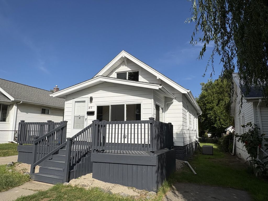 57 W End Avenue, Waterford charter township