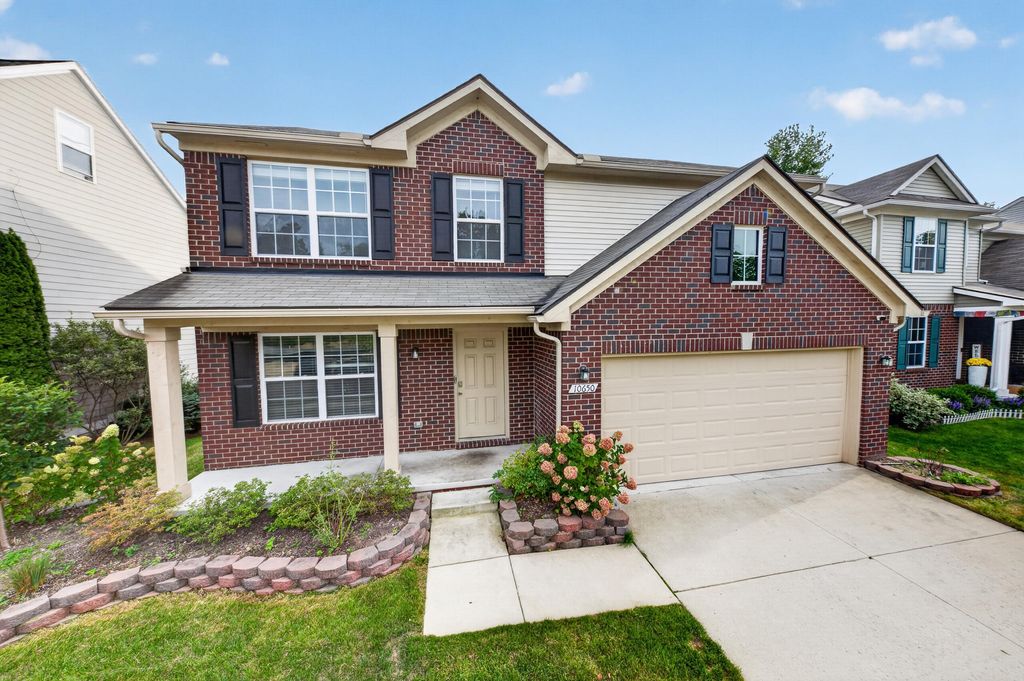 10650 Scarlet Oak Drive, Superior charter township