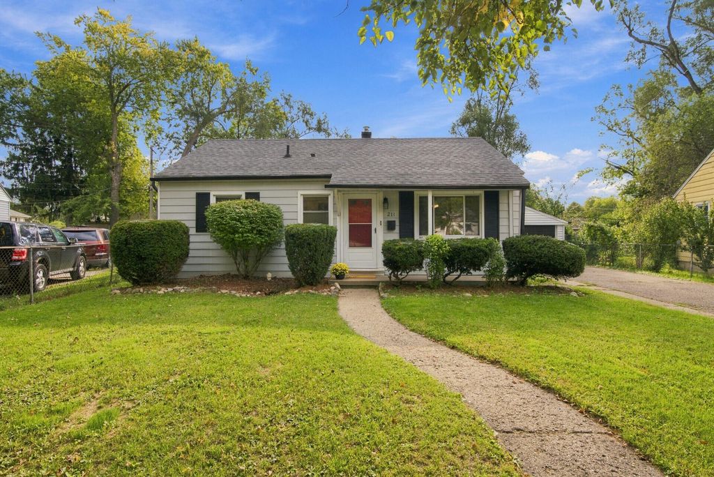211 W Ainsworth Street, Ypsilanti