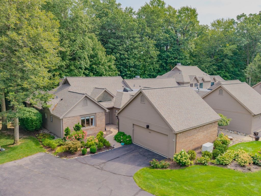 4596 Cottonwood Drive, Ann Arbor