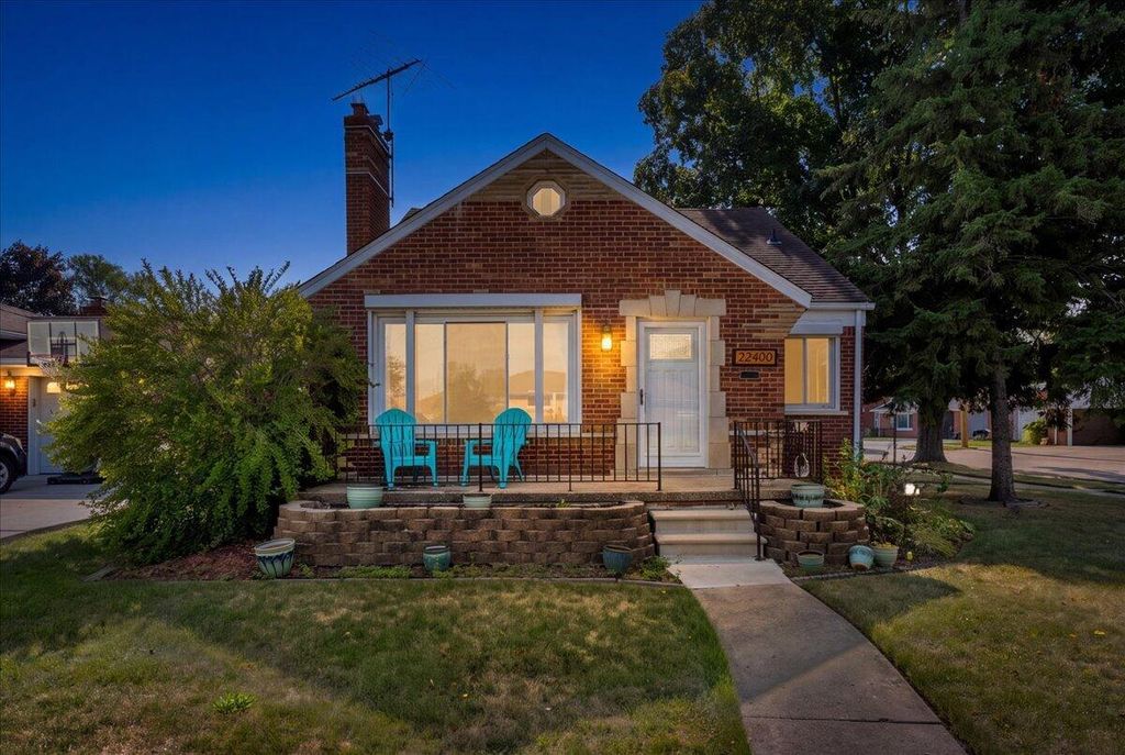 22400 Petersburg Avenue, Eastpointe