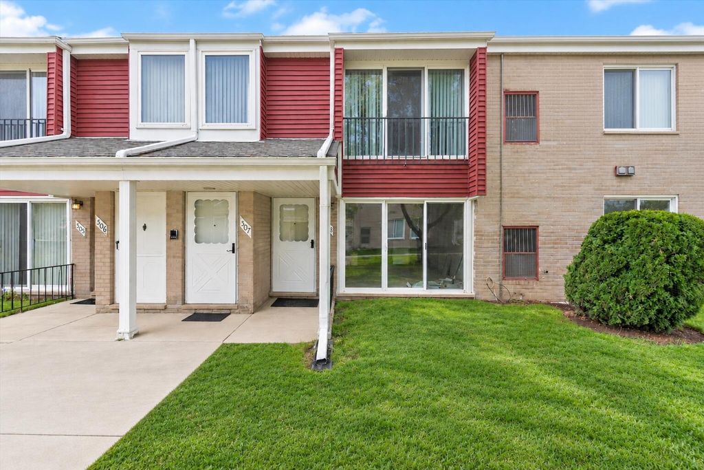 507 Sunset Lane, Saint Clair Shores