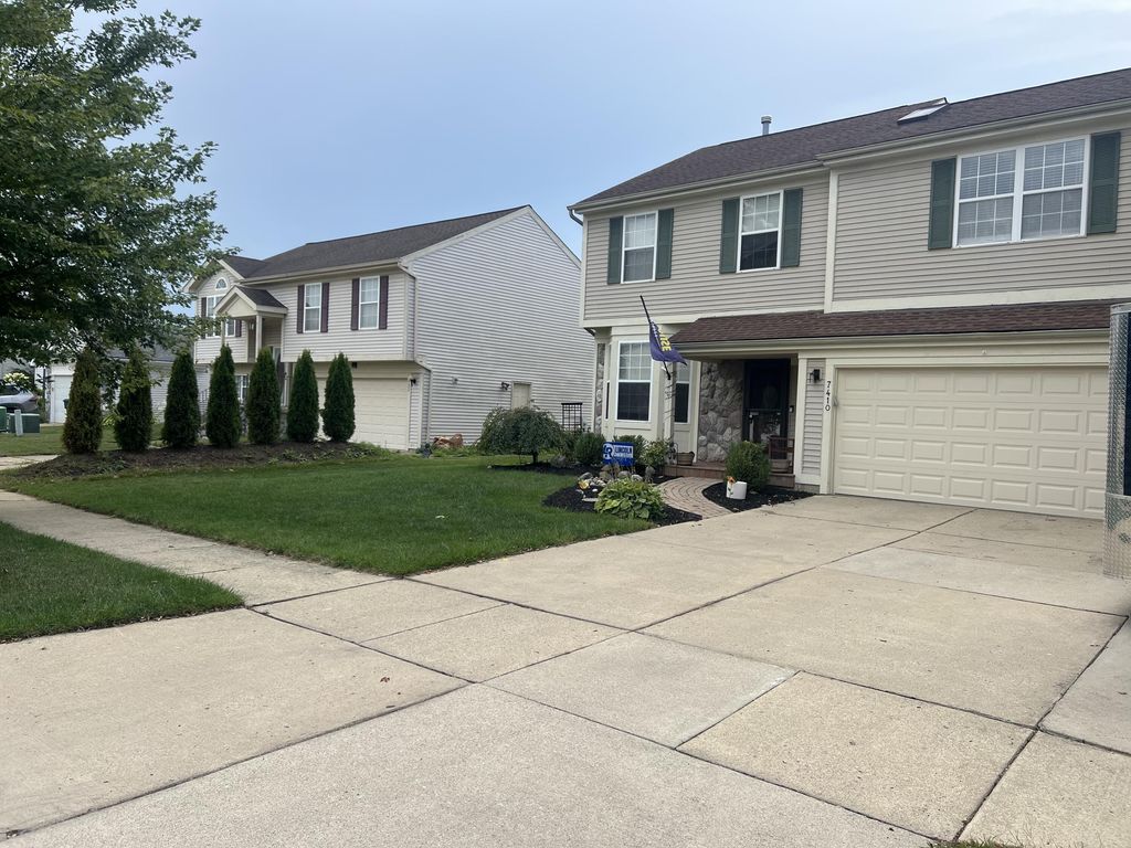 7410 Lochmoor Drive, Ypsilanti