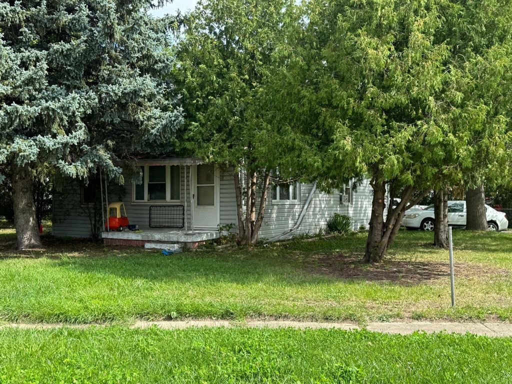 2302 Branch Road, Flint