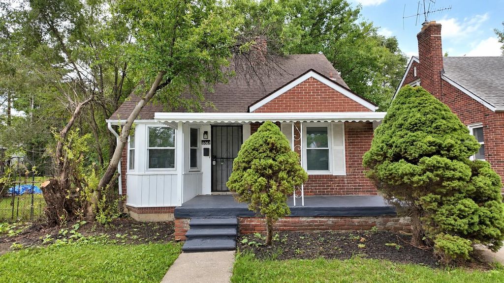 16062 Carlisle Street, Detroit