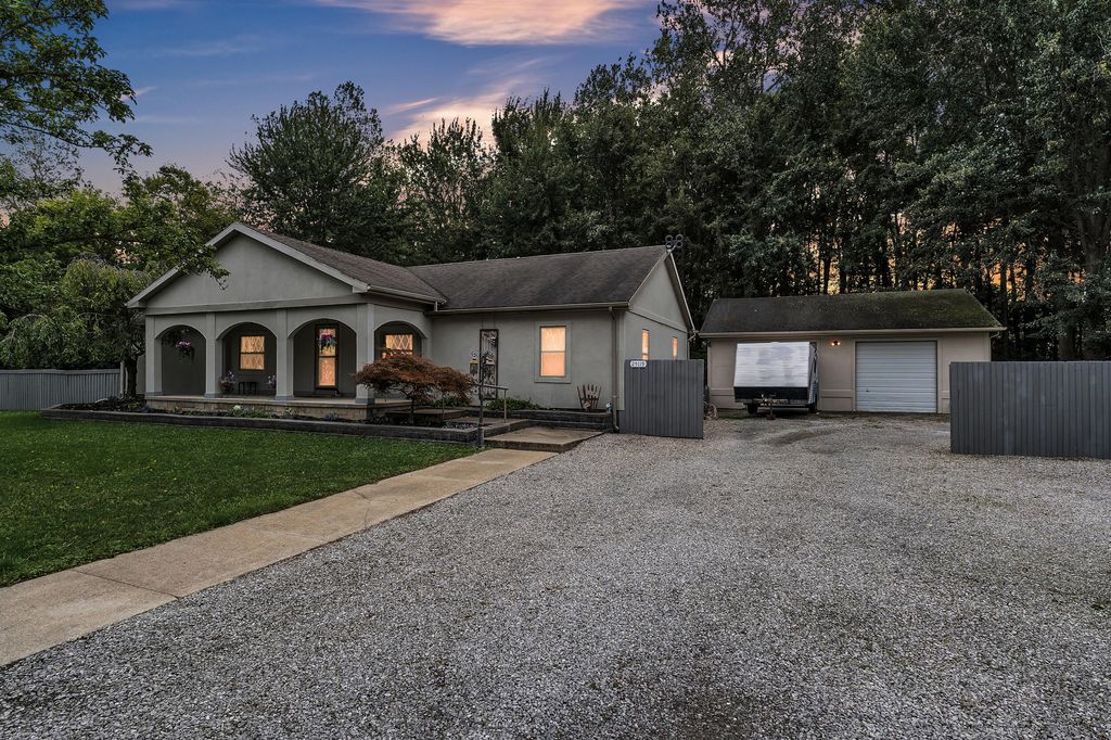 25119 Woodruff Road, Flat Rock