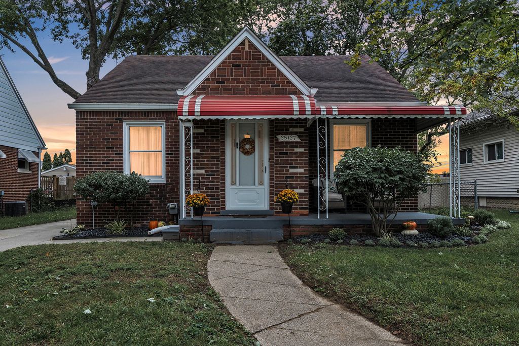 35127 Farragut, Westland