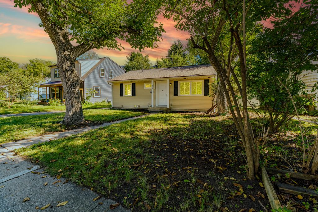 895 Starwick Drive, Ann Arbor