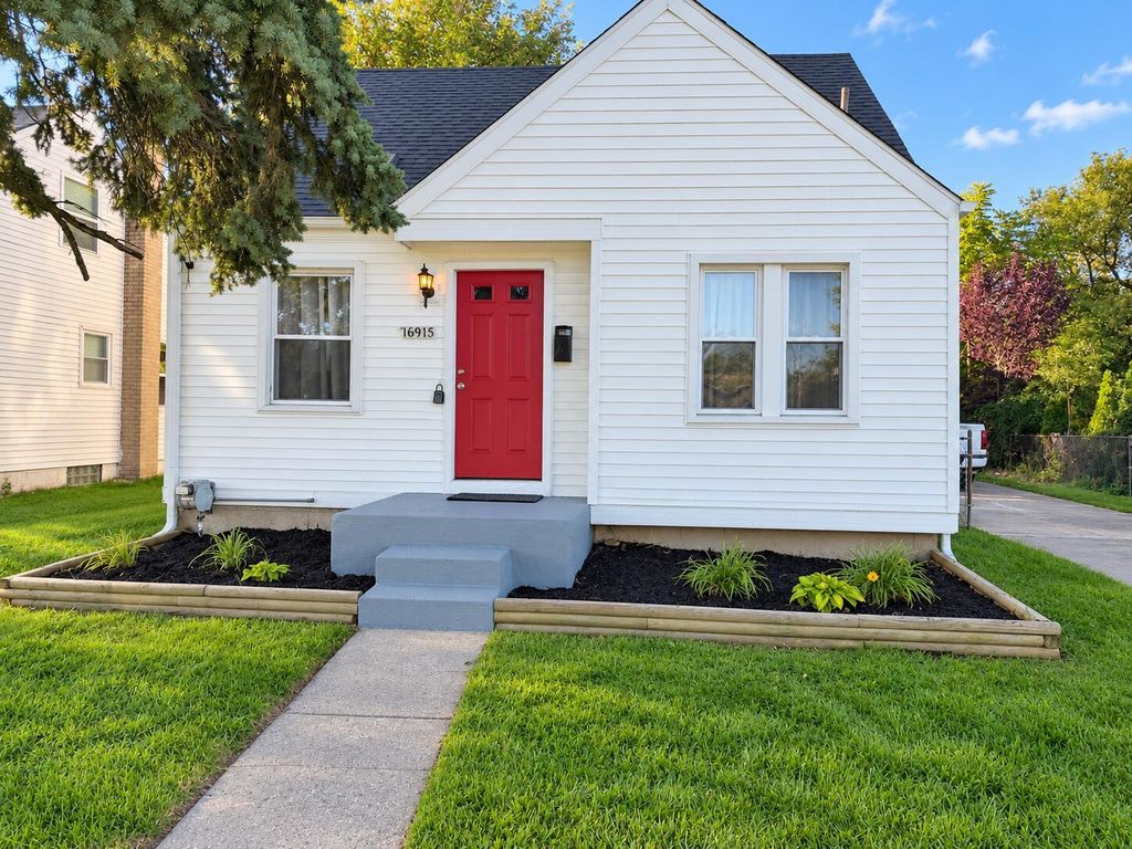 16915 W 12 Mile Road, Southfield