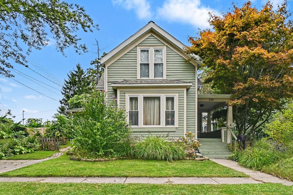 310 Fleming Street, Howell