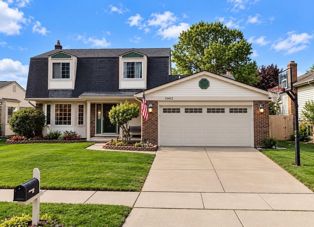 15412 Dominic Street, Clinton Twp