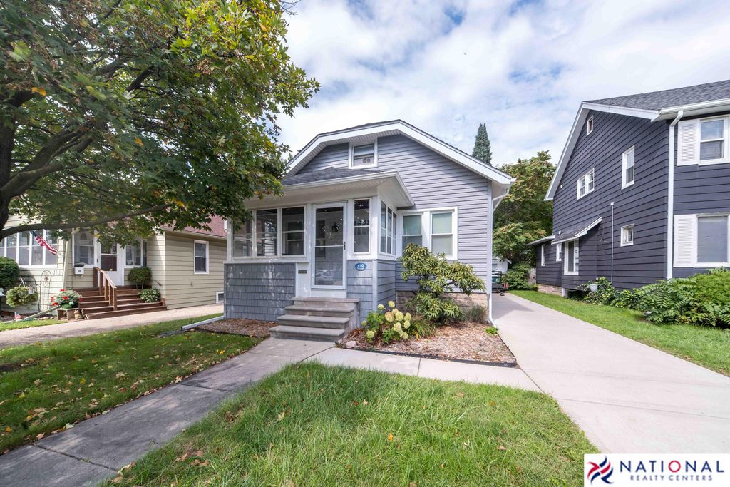 410 W 12 Mile Road, Royal Oak