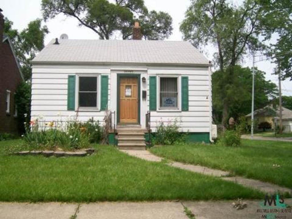 20083 Kingsville Street, Harper Woods