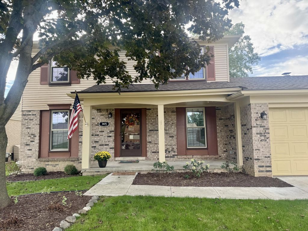 1415 Walnut Ridge Circle, Canton