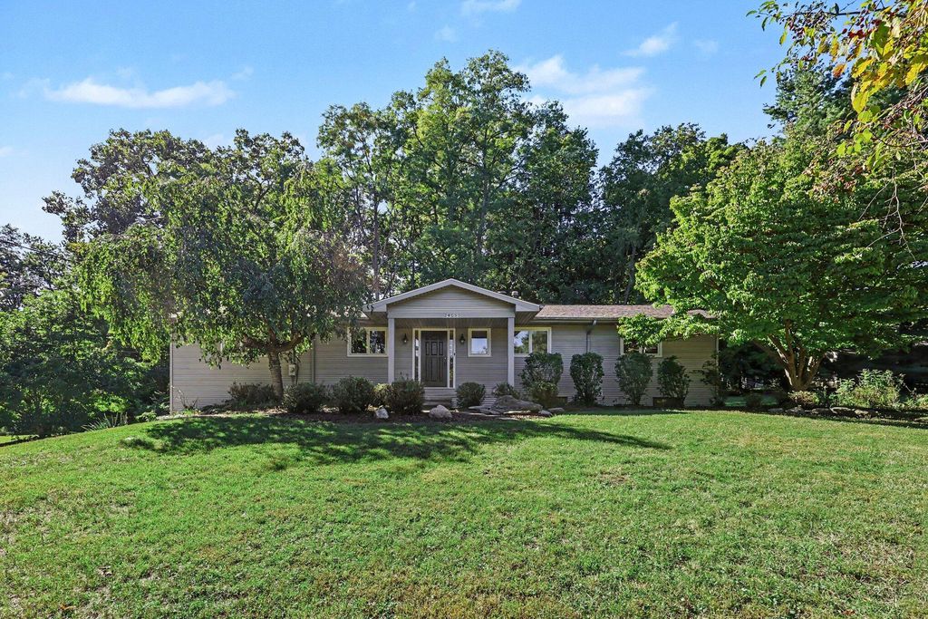 24635 Power Road, Farmington Hills