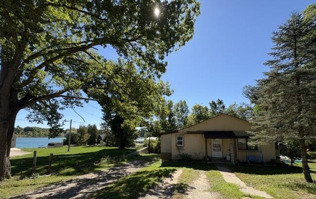 12484 Maston Lake Road, Sand Lake