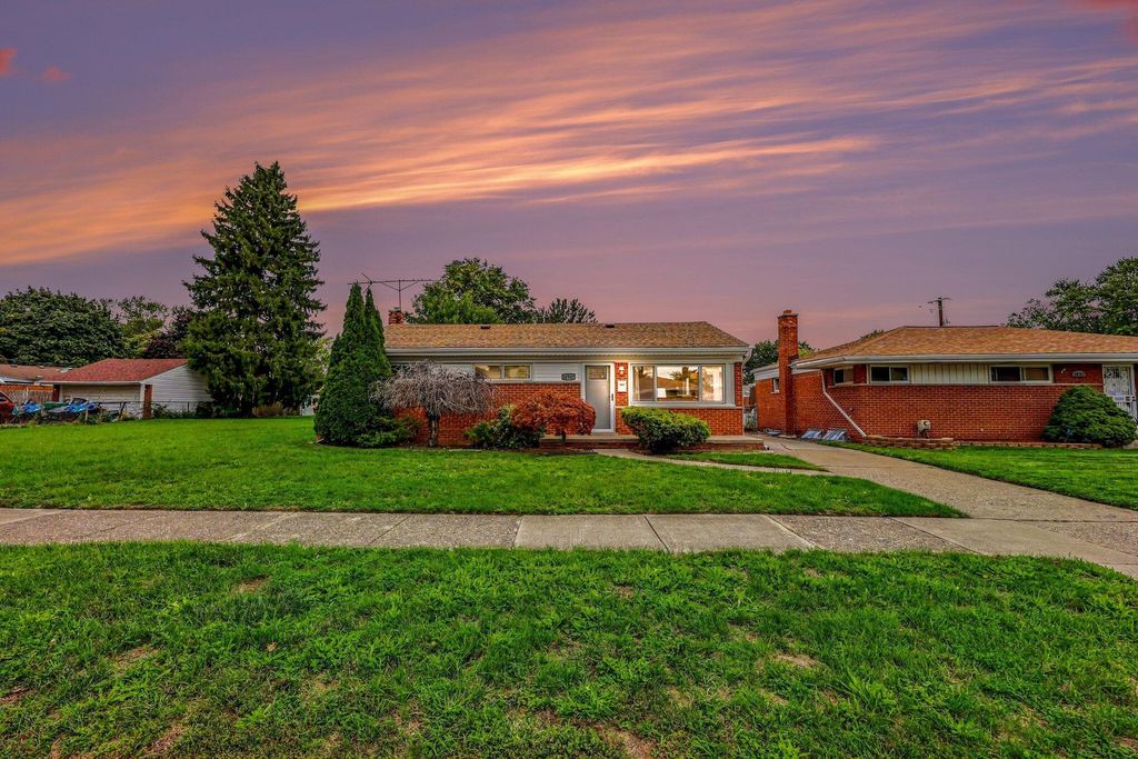 16741 Bell Avenue, Eastpointe