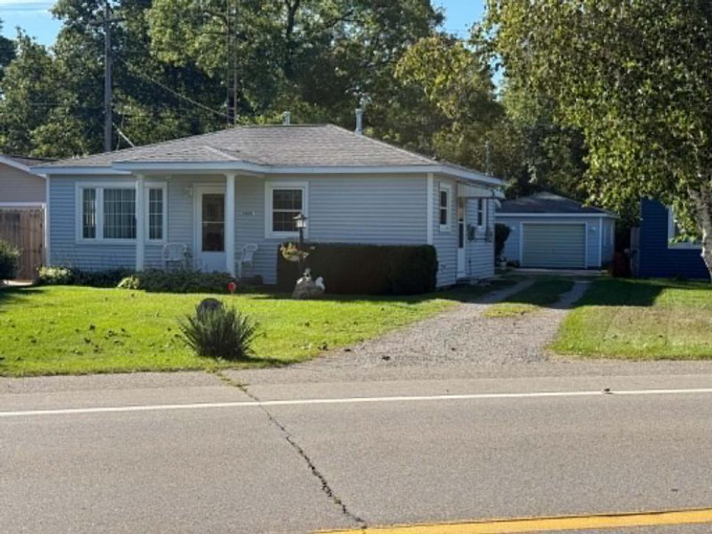 3405 Port Austin Road, Port Austin