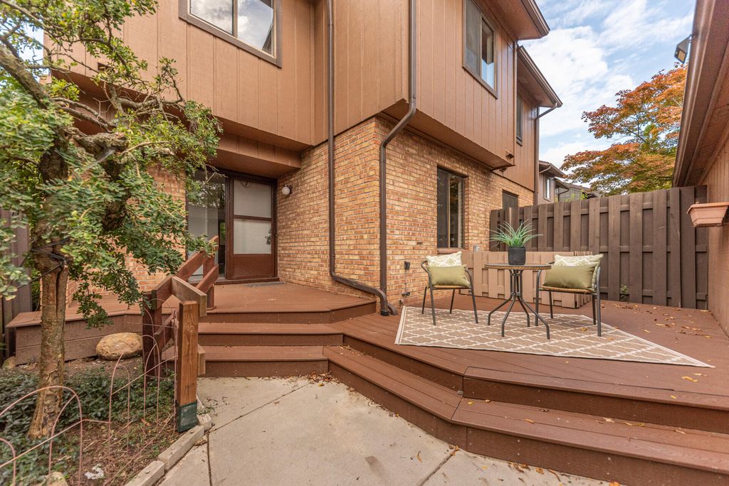 2601 Meade Court, Ann Arbor