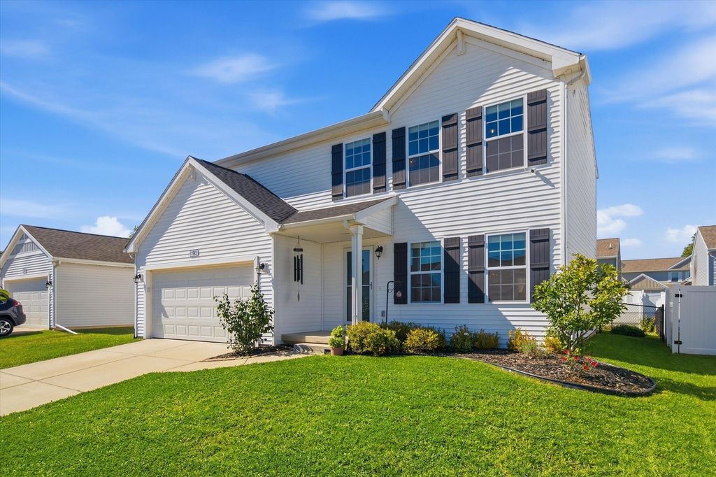 2745 Jordan River Drive, Fowlerville